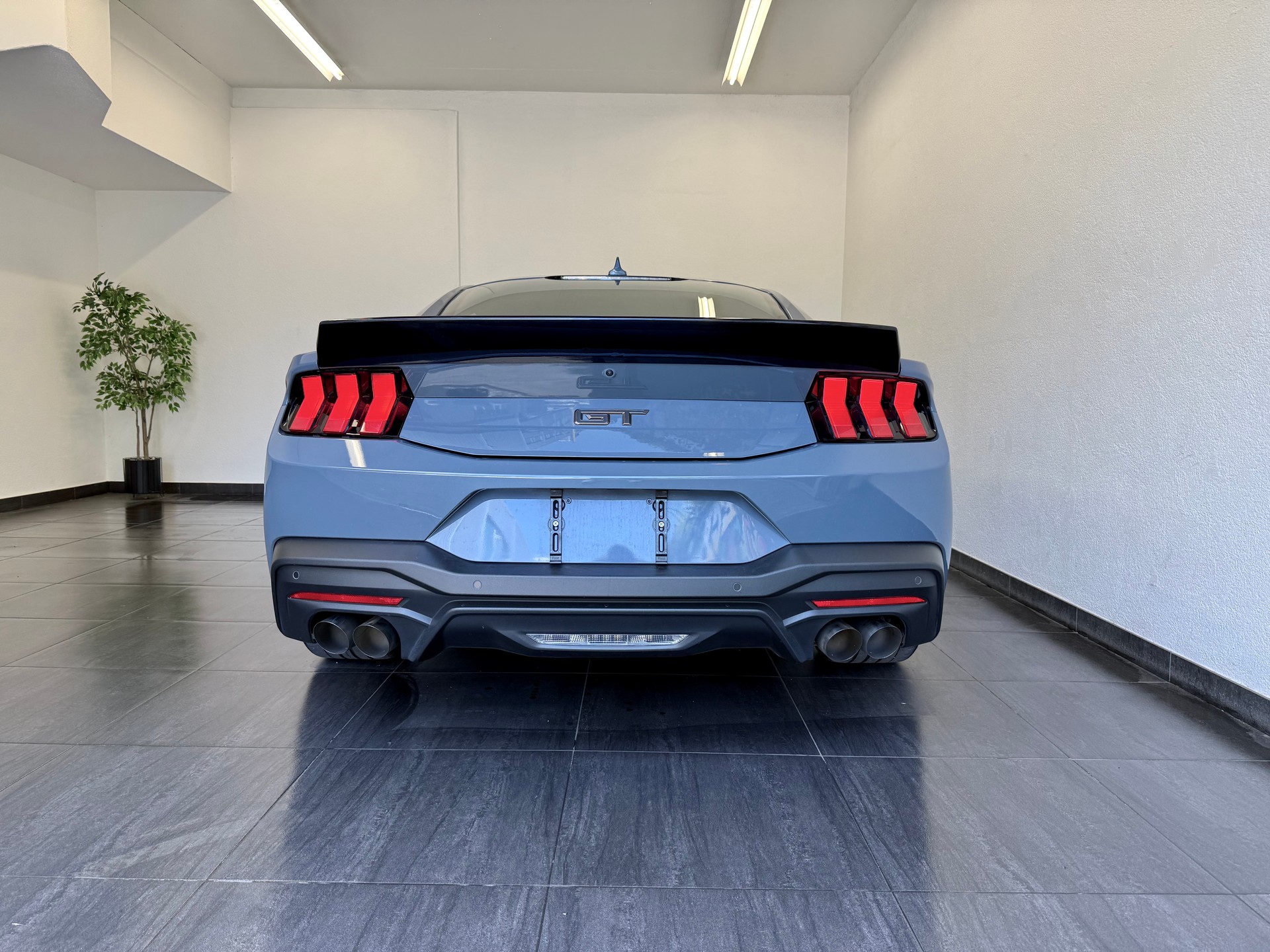 FORD Mustang Fastback 5.0 V8 GT Automat-image-11