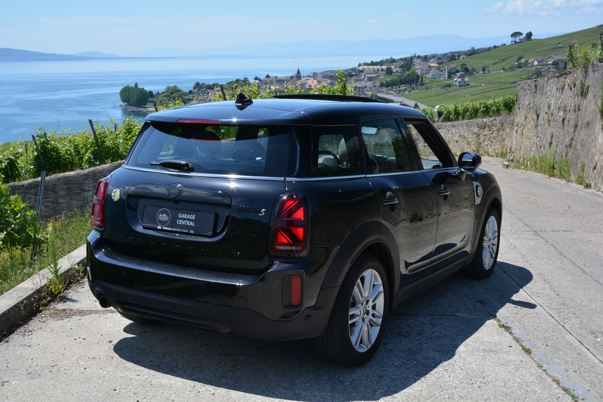 MINI Countryman Cooper SE ALL4 PHEV Steptronic-image-10