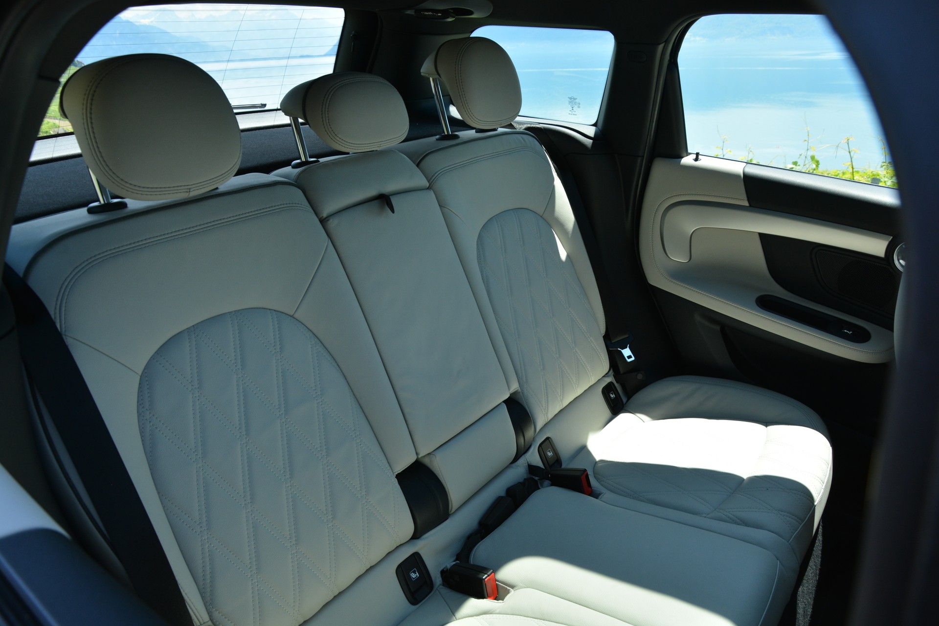 MINI Countryman Cooper SE ALL4 PHEV Steptronic-image-18