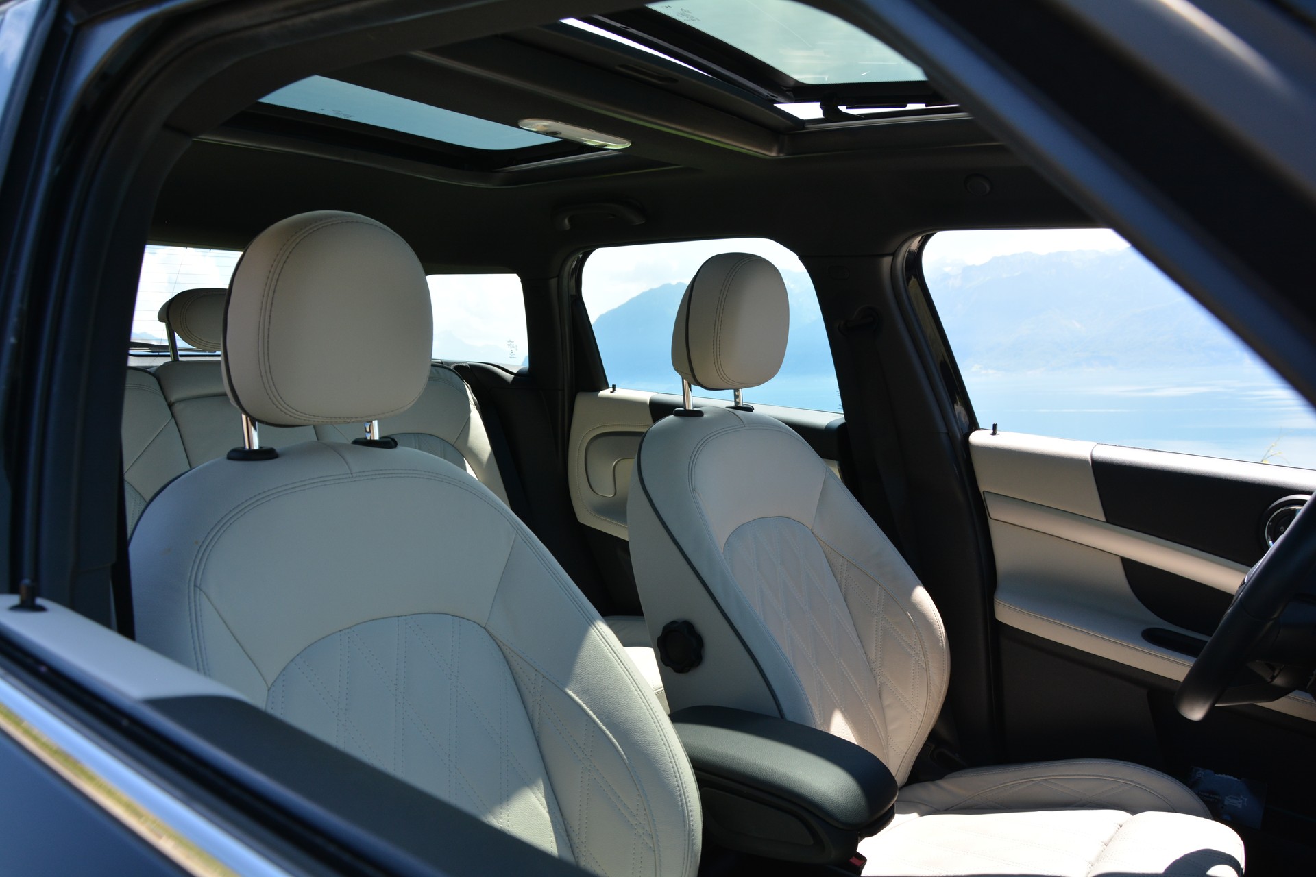MINI Countryman Cooper SE ALL4 PHEV Steptronic-image-19