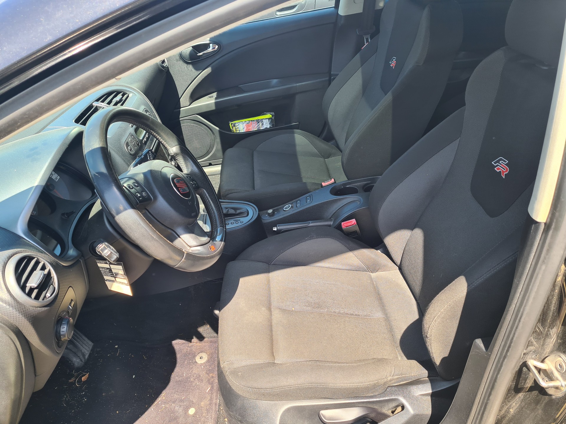 SEAT Leon 2.0 TSI FR-image-3