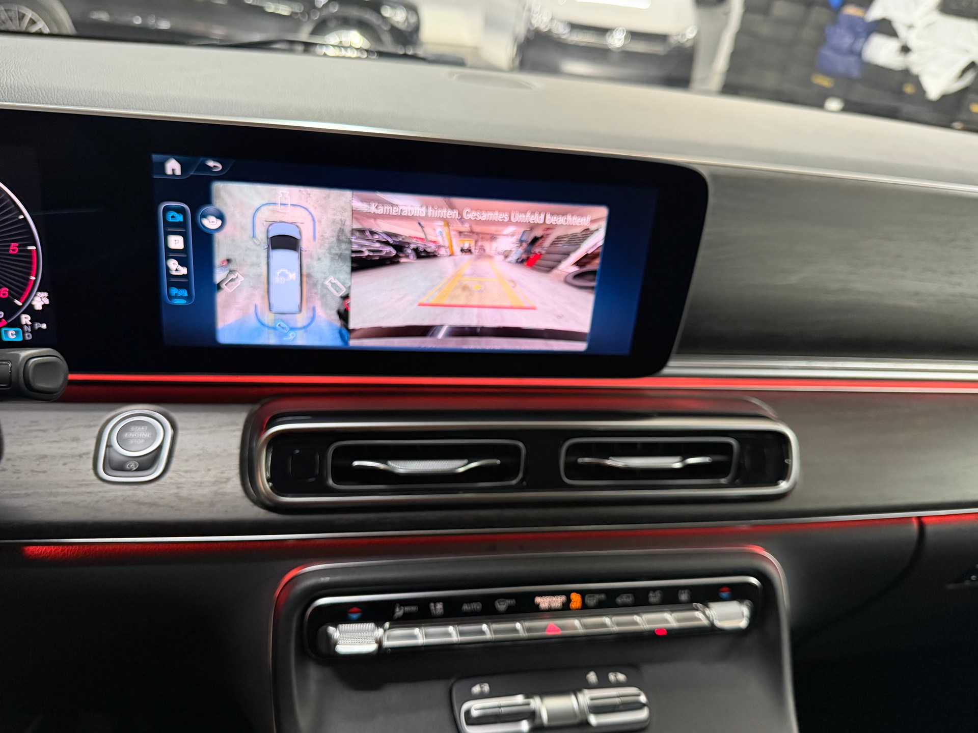 MERCEDES-BENZ V 300 d extralang Avantgarde 4Matic 9G-Tronic-image-3
