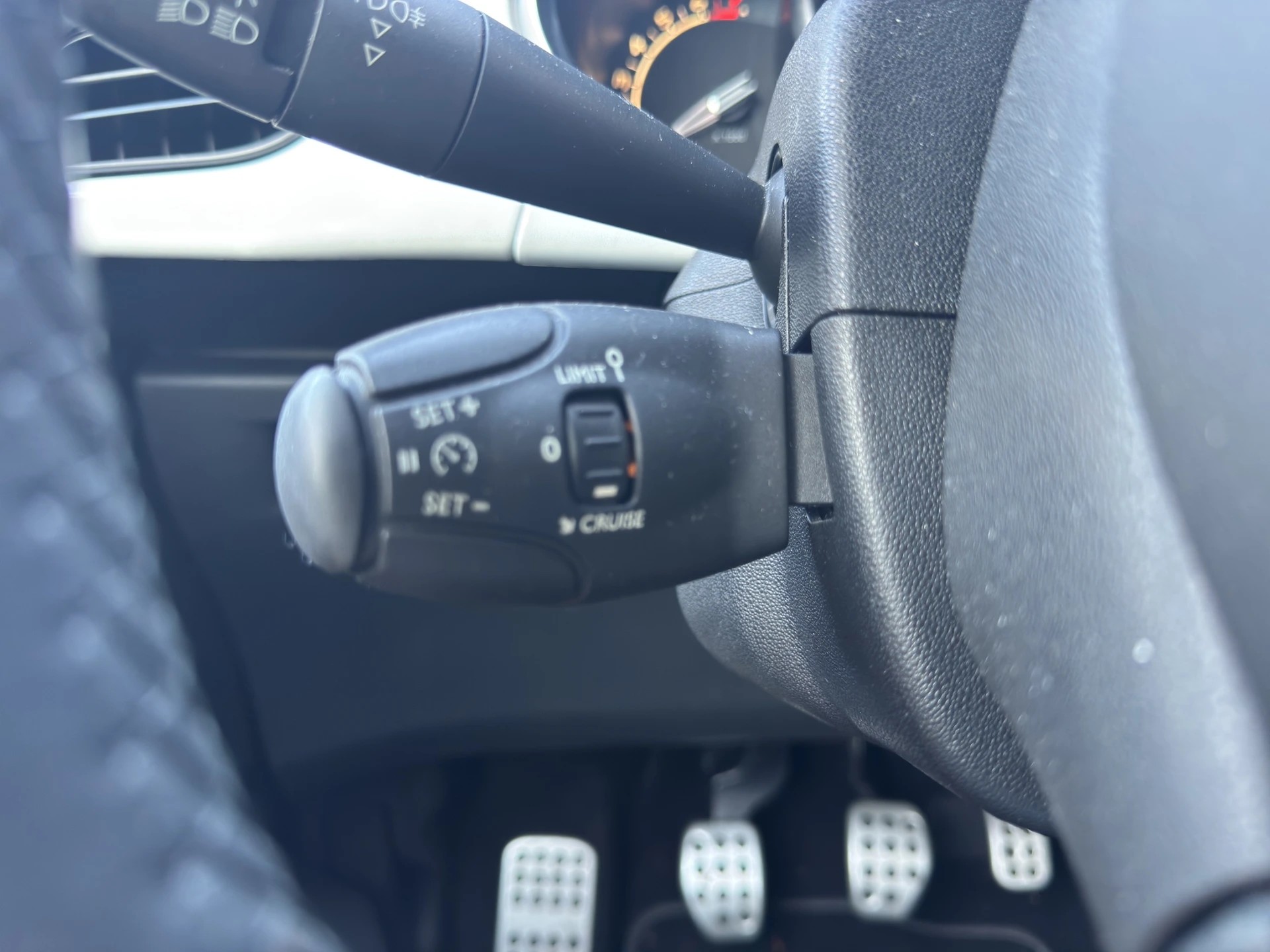 DS AUTOMOBILES DS3 1.6 Sport Edition-image-12