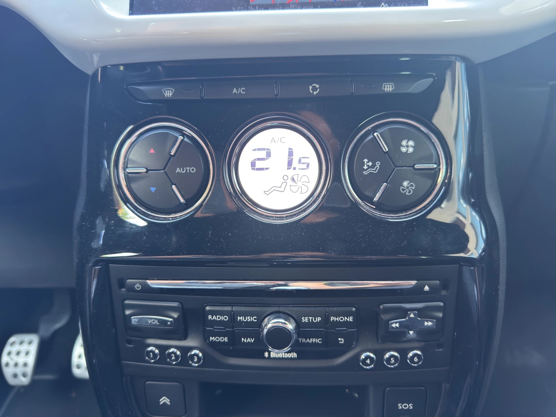 DS AUTOMOBILES DS3 1.6 Sport Edition-image-16