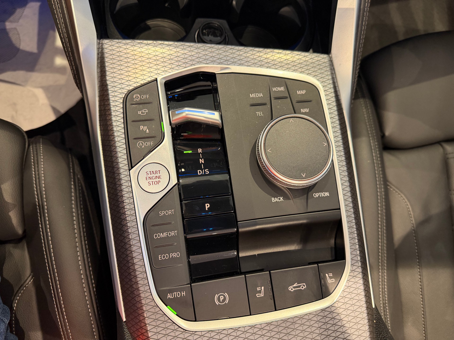 BMW 430i xDrive SAG Cabrio-image-17