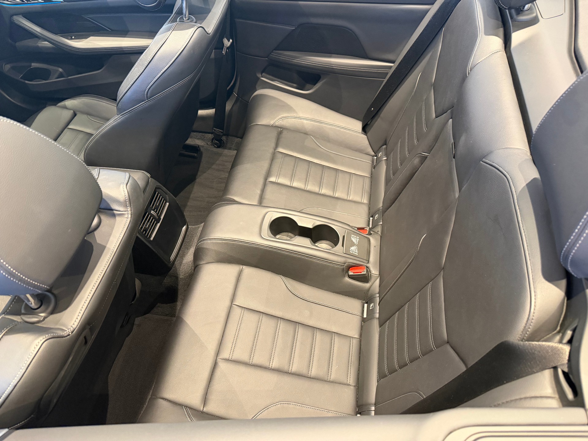 BMW 430i xDrive SAG Cabrio-image-11