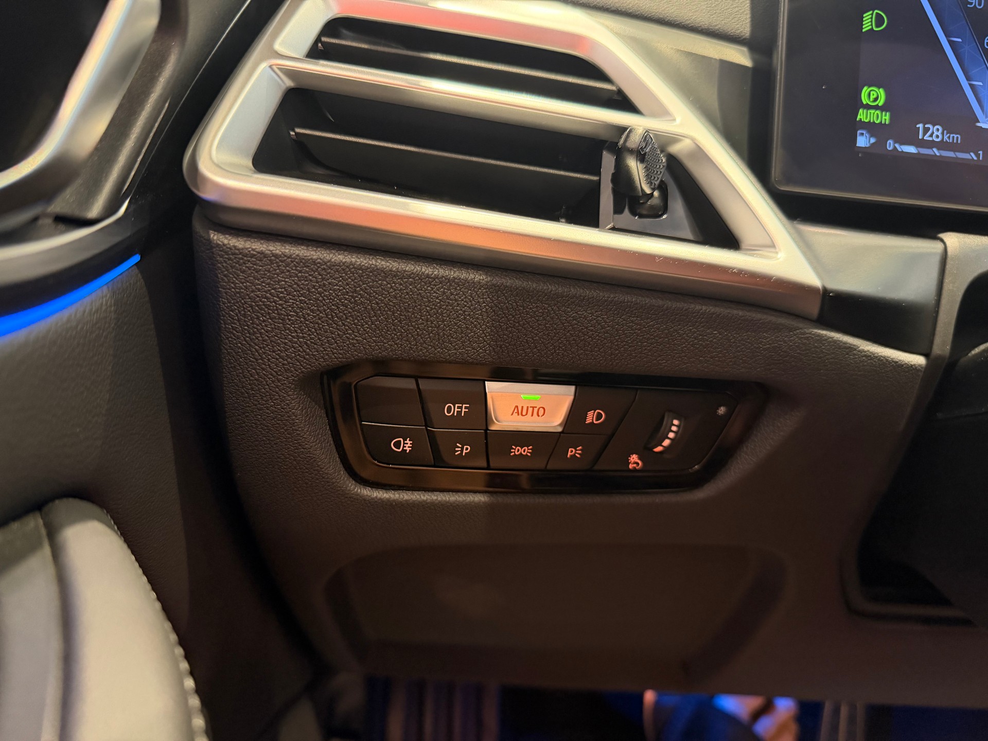 BMW 430i xDrive SAG Cabrio-image-21