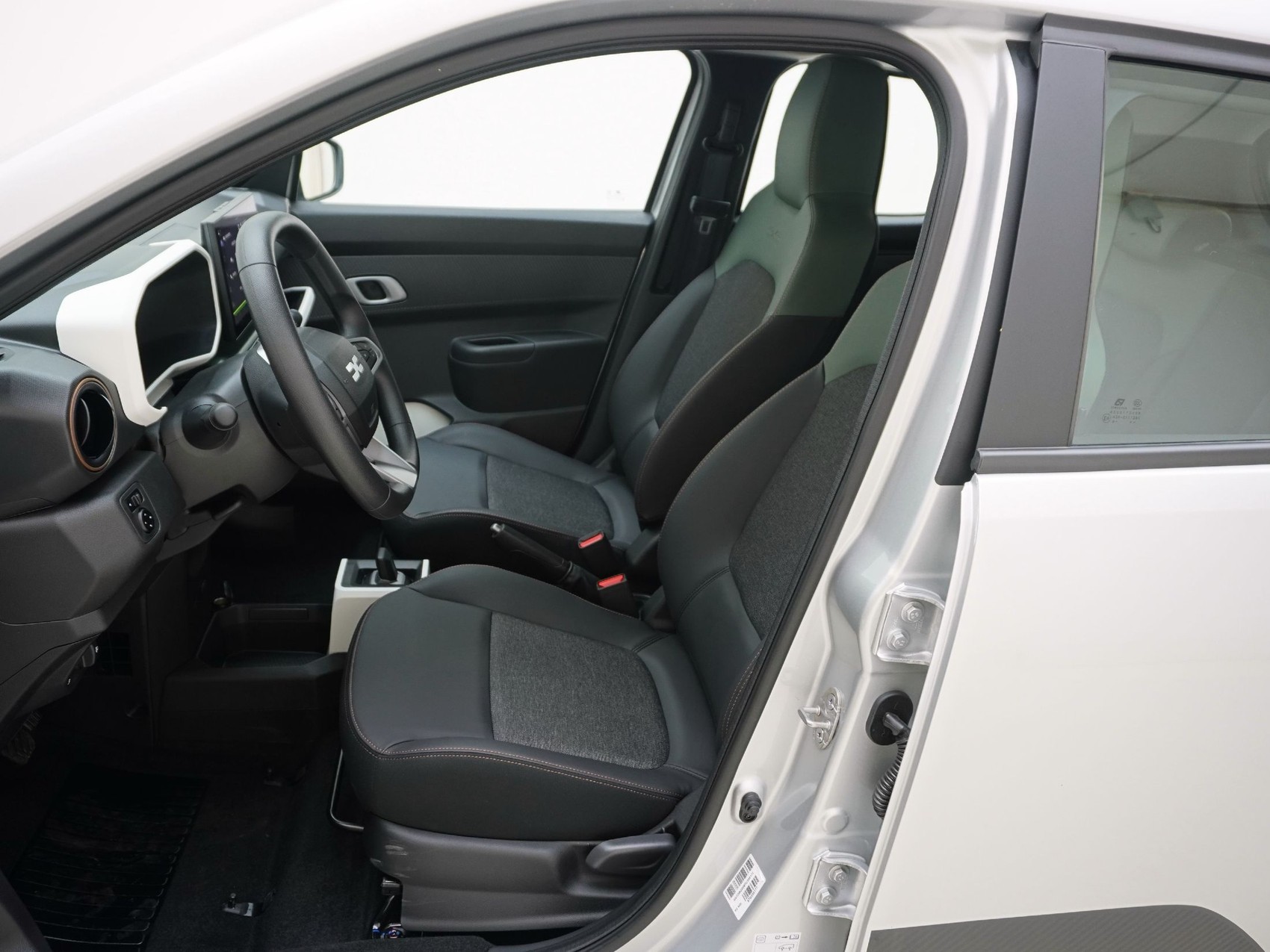 DACIA Spring Extreme electric 100-image-11