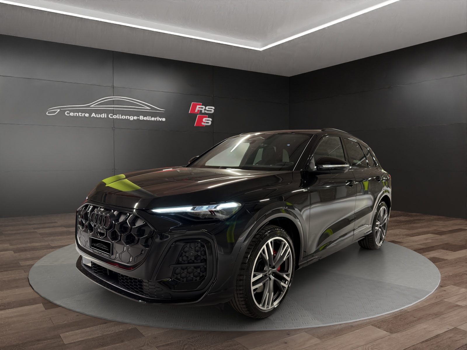 AUDI Q5 e-hybrid quattro 220 kW S-tronic-image-0