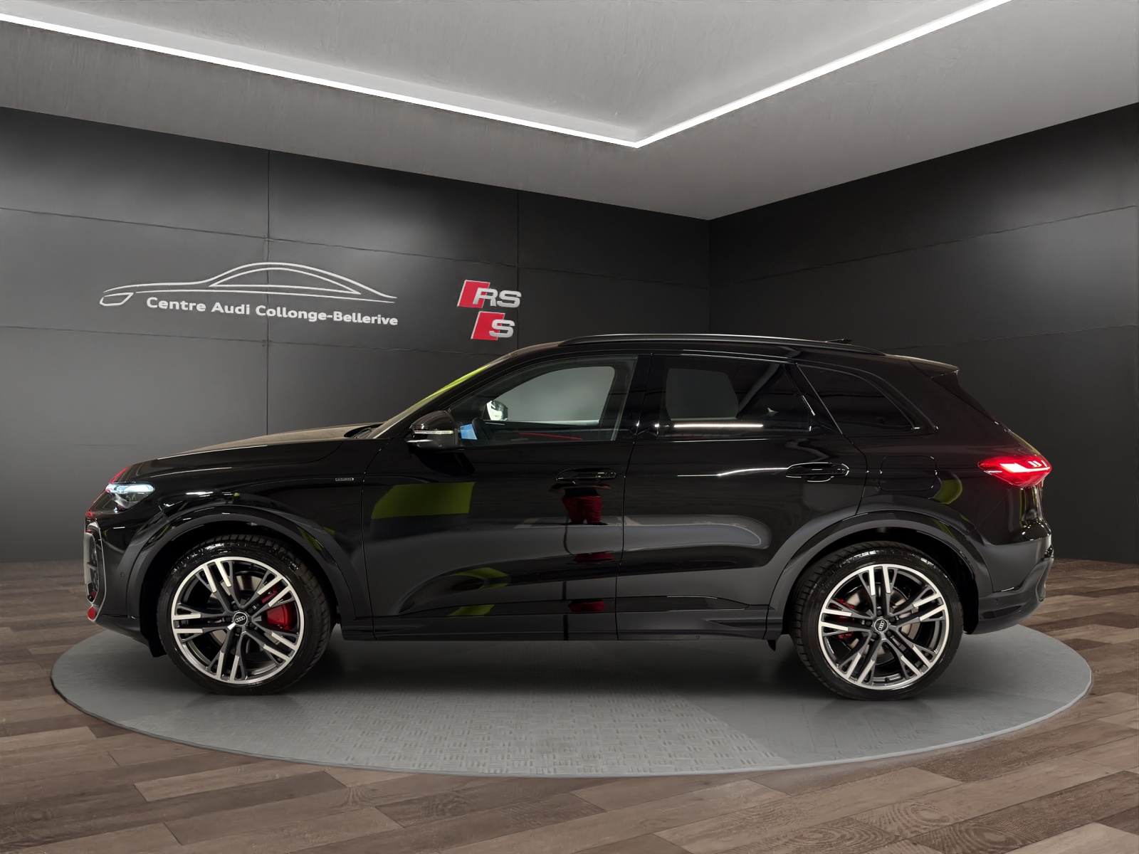 AUDI Q5 e-hybrid quattro 220 kW S-tronic-image-2