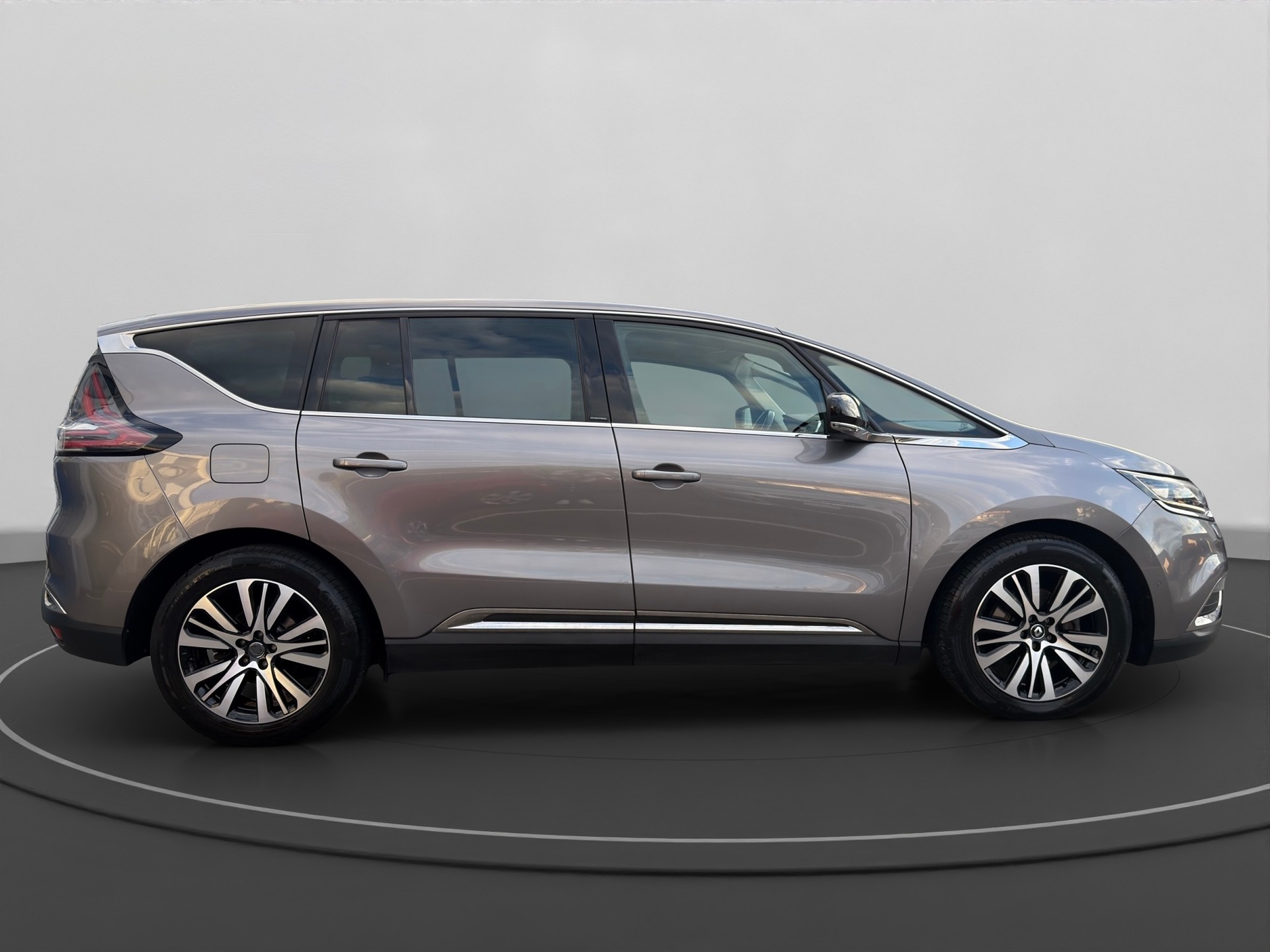 RENAULT Espace 1.6 dCi Initiale Paris EDC-image-5