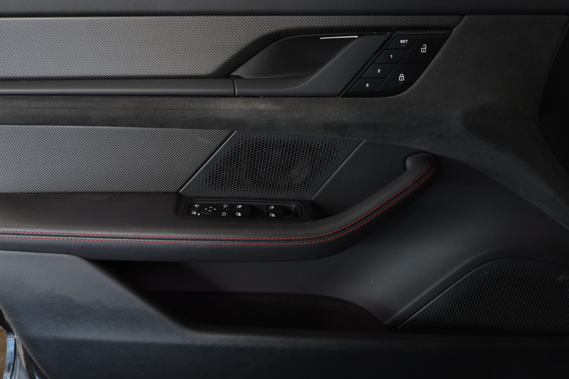 PORSCHE Taycan GTS Sport Turismo Performance Plus 93,4kWh-image-11