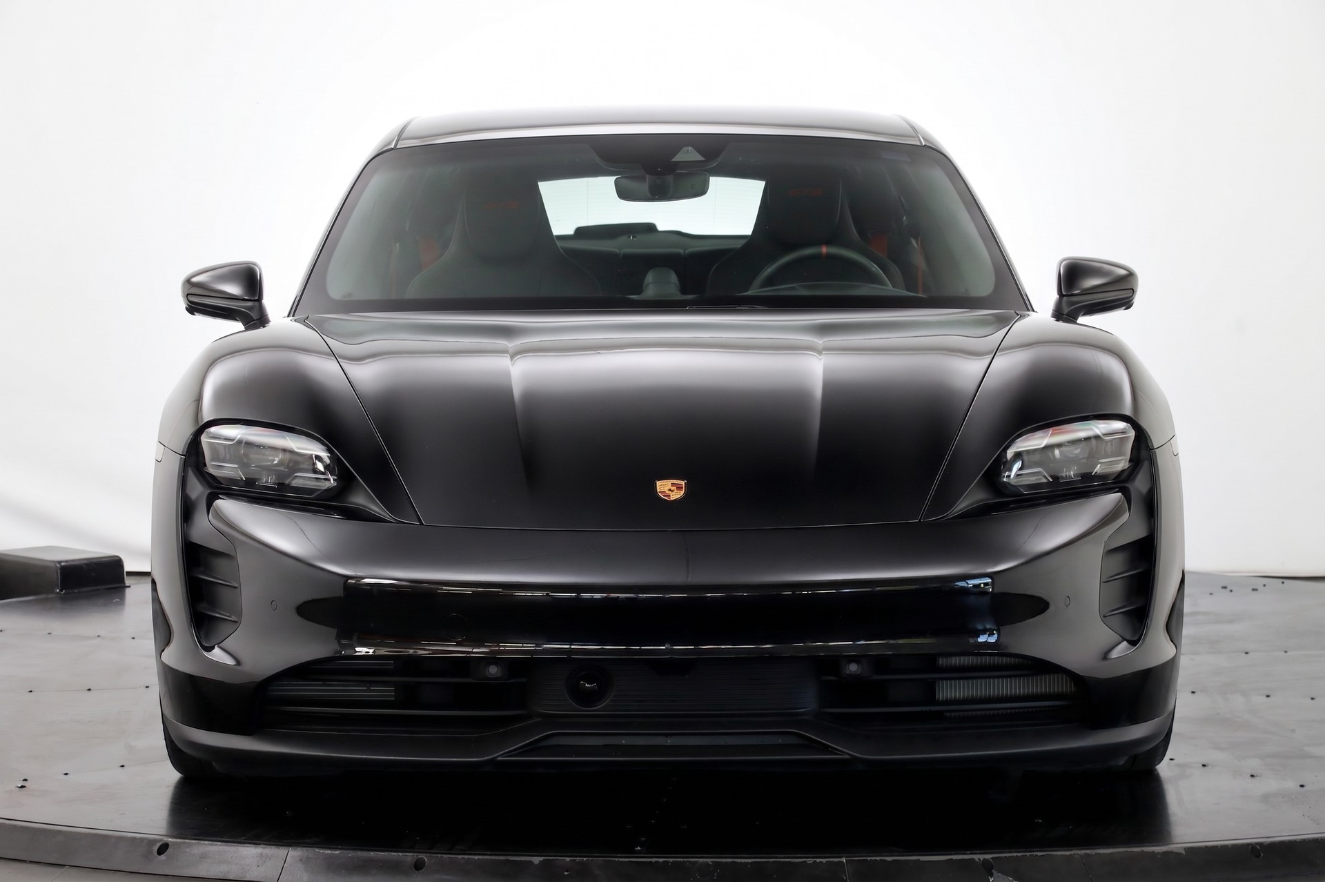 PORSCHE Taycan GTS Sport Turismo Performance Plus 93,4kWh-image-1