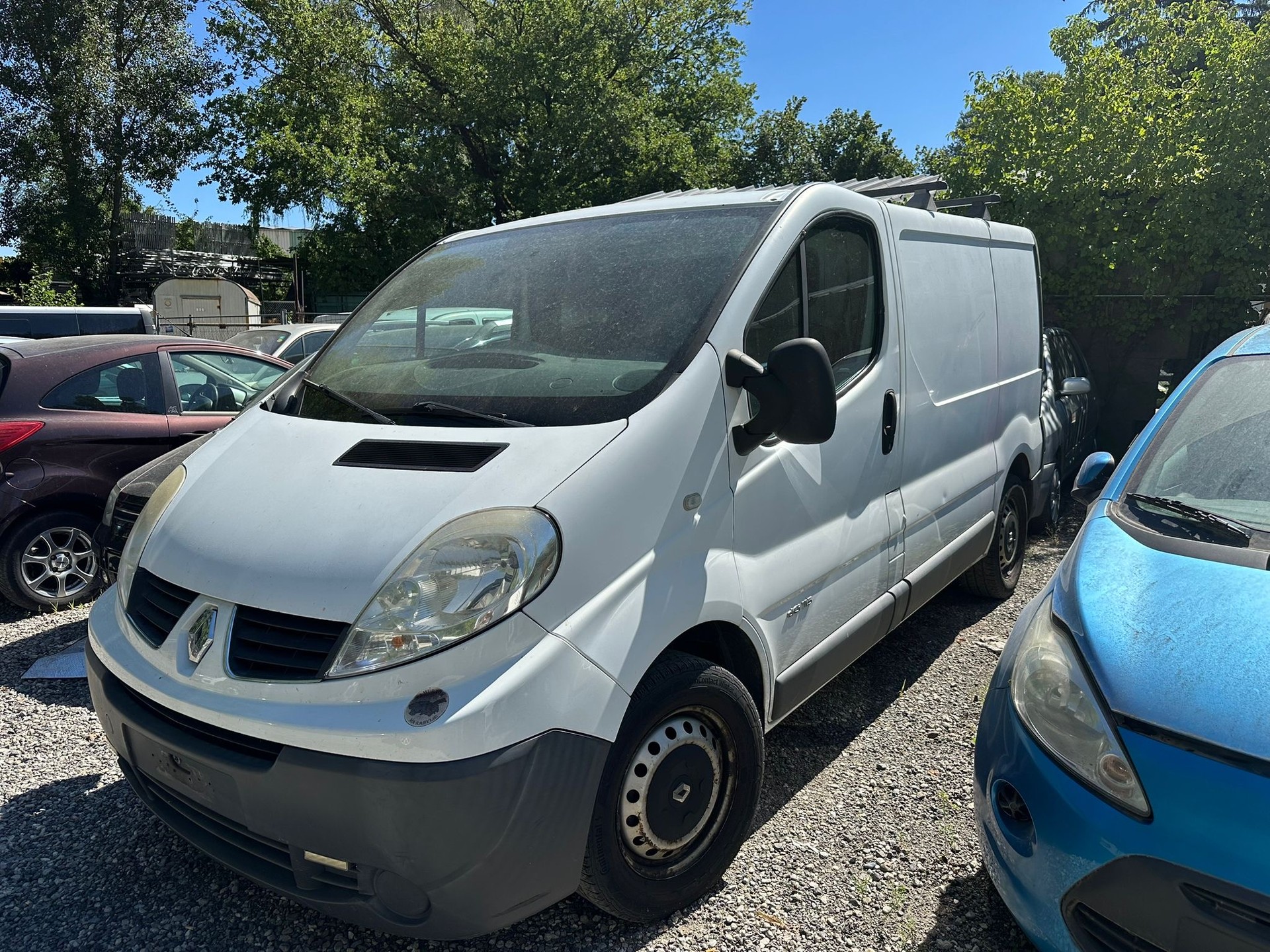 RENAULT Trafic 2.0 dCi 115 2.9t L2H1-image-1