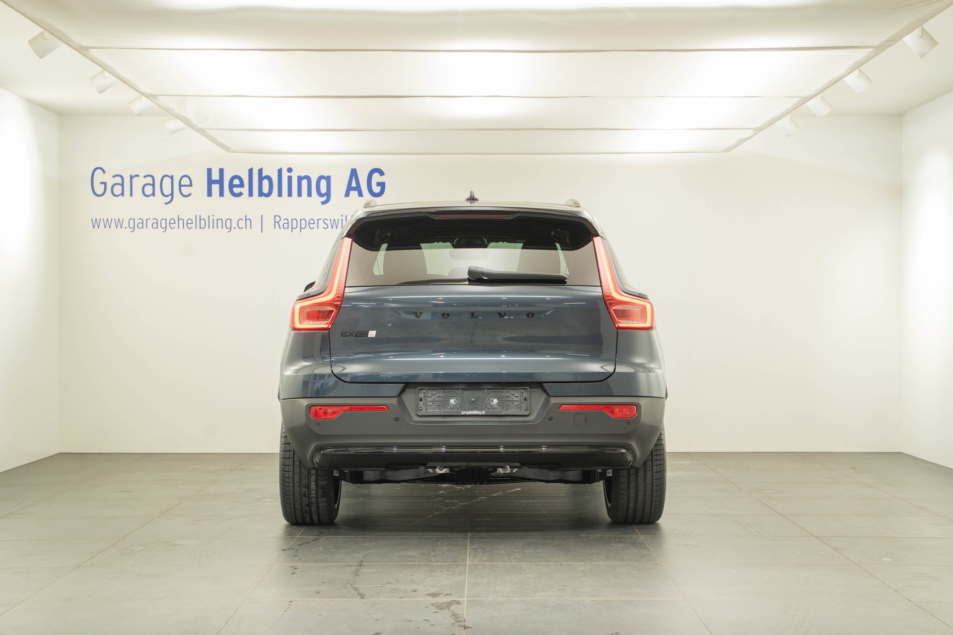 VOLVO EX40 Twin Black Edition AWD-image-3
