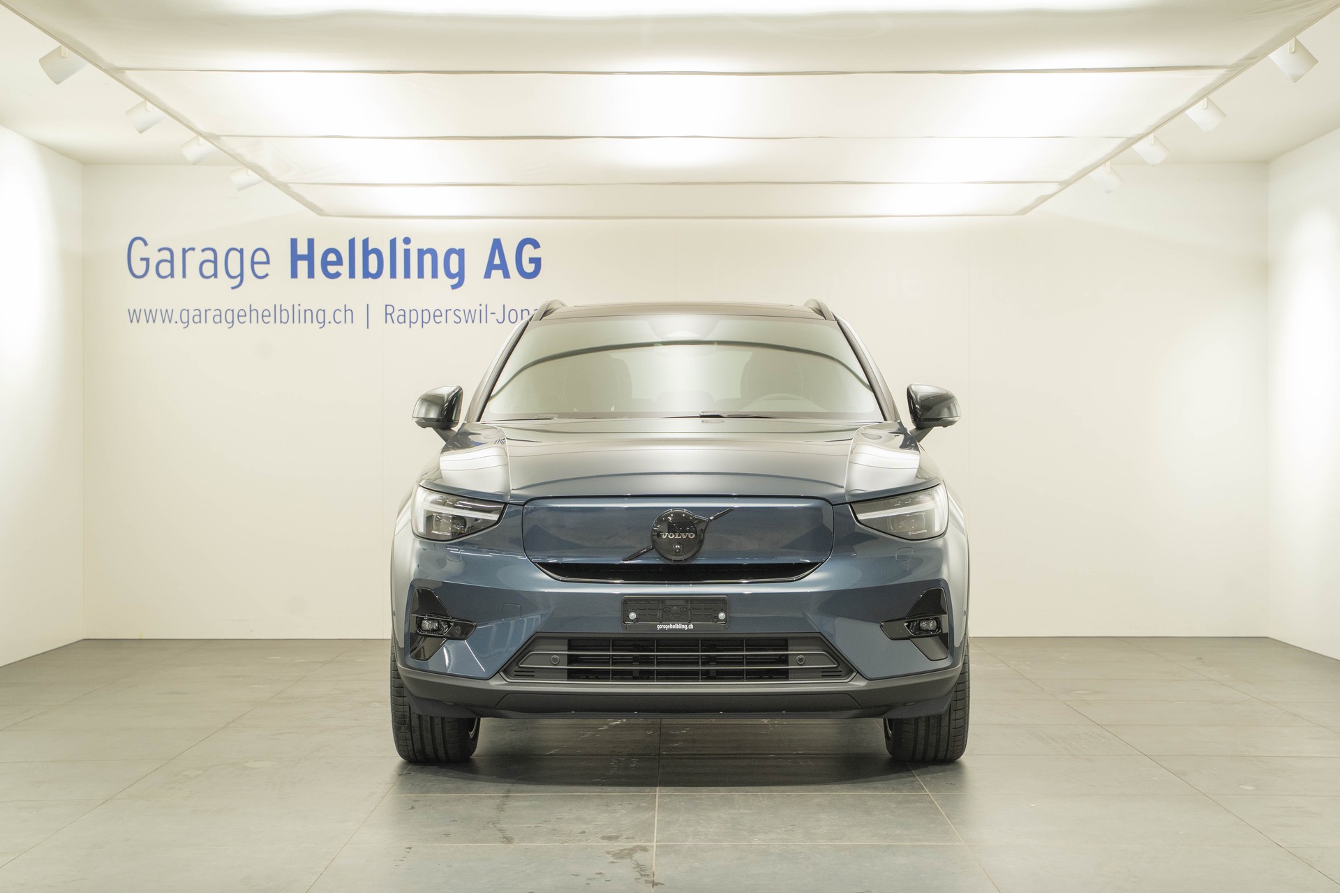 VOLVO EX40 Twin Black Edition AWD-image-2