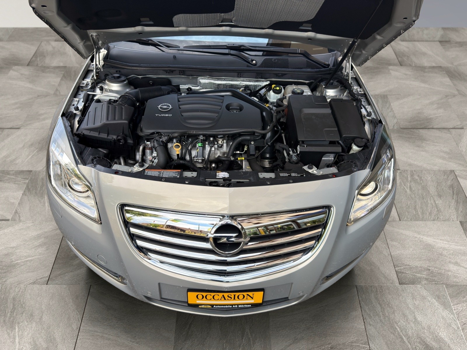 OPEL Insignia 2.0 Turbo Cosmo-image-15
