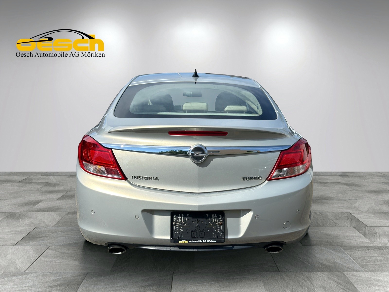 OPEL Insignia 2.0 Turbo Cosmo-image-3