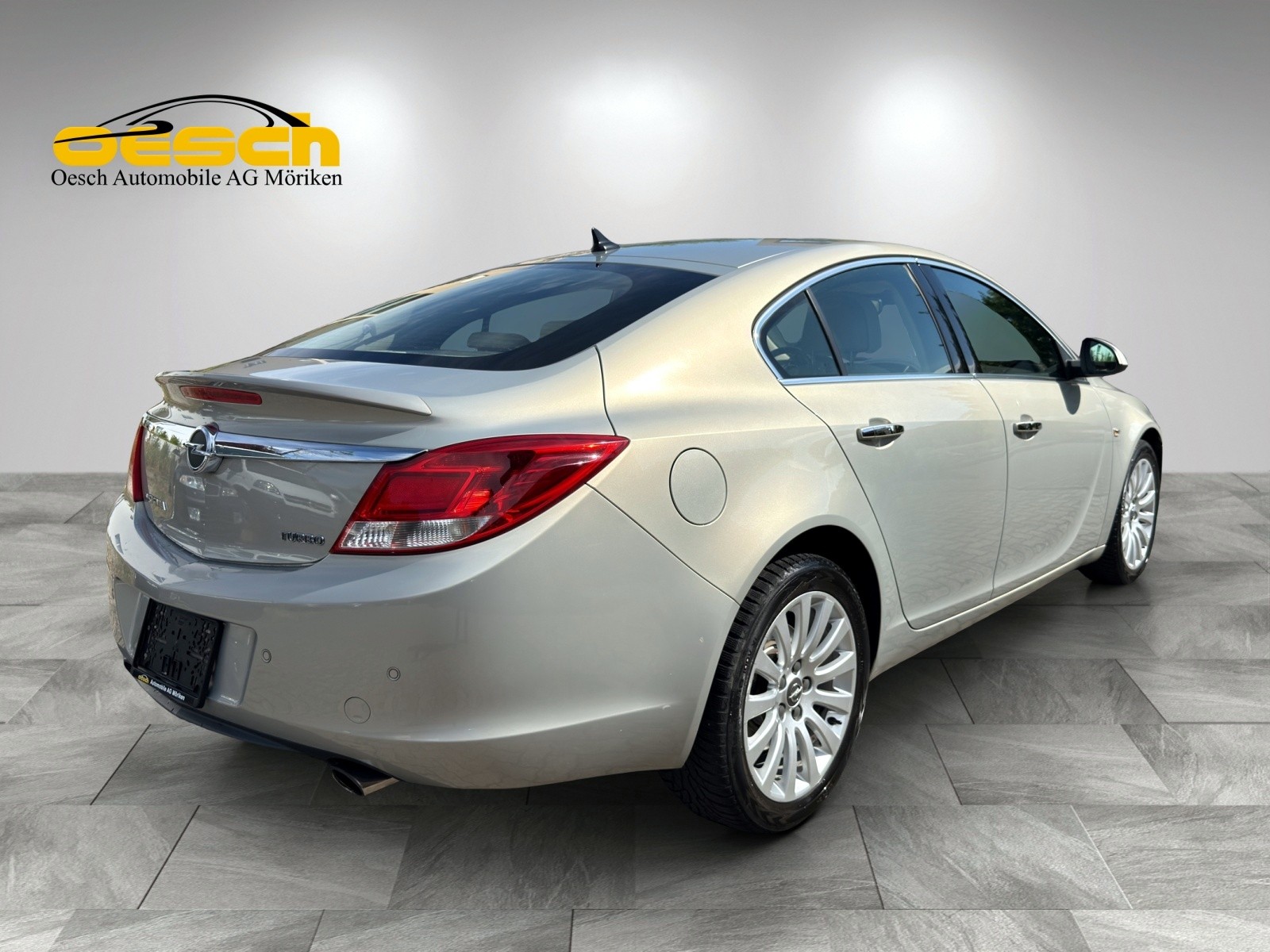 OPEL Insignia 2.0 Turbo Cosmo-image-4