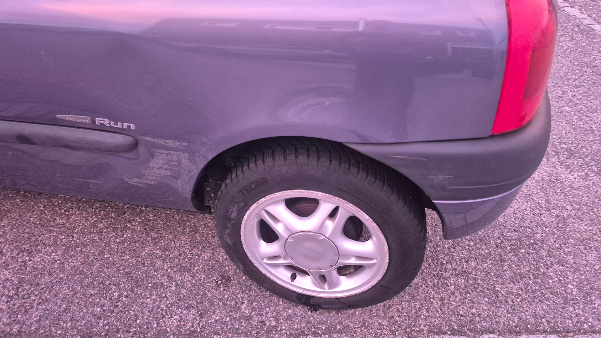 RENAULT Clio 1.4-16 RT-image-8