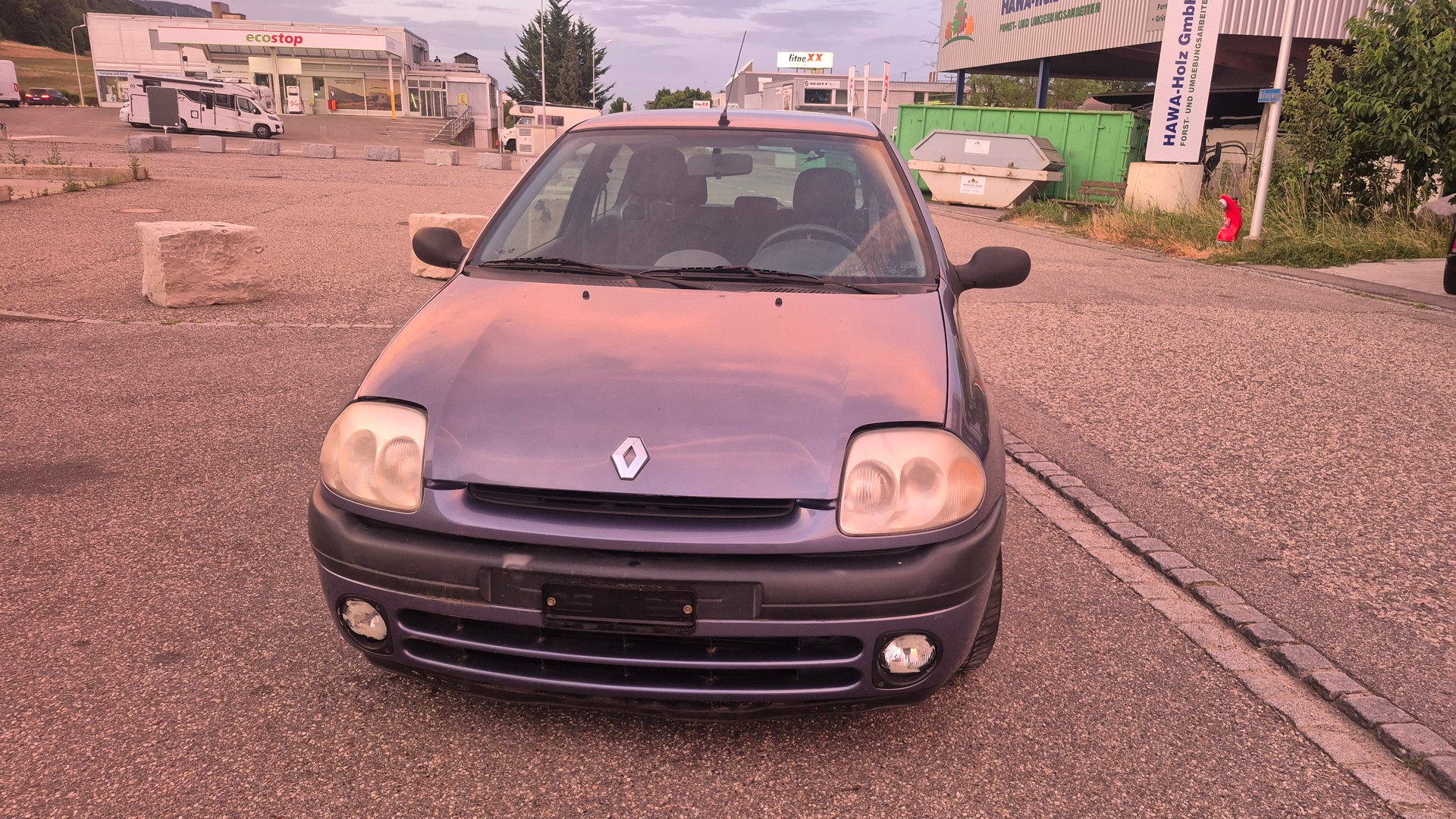 RENAULT Clio 1.4-16 RT-image-1