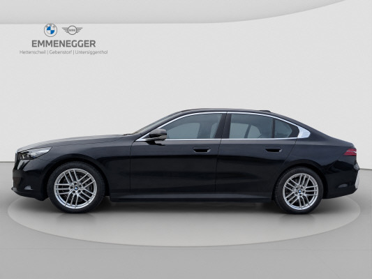 BMW i5 xDrive40-showroom-element-1