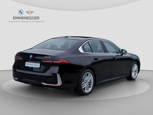 BMW i5 xDrive40-showroom-element-3