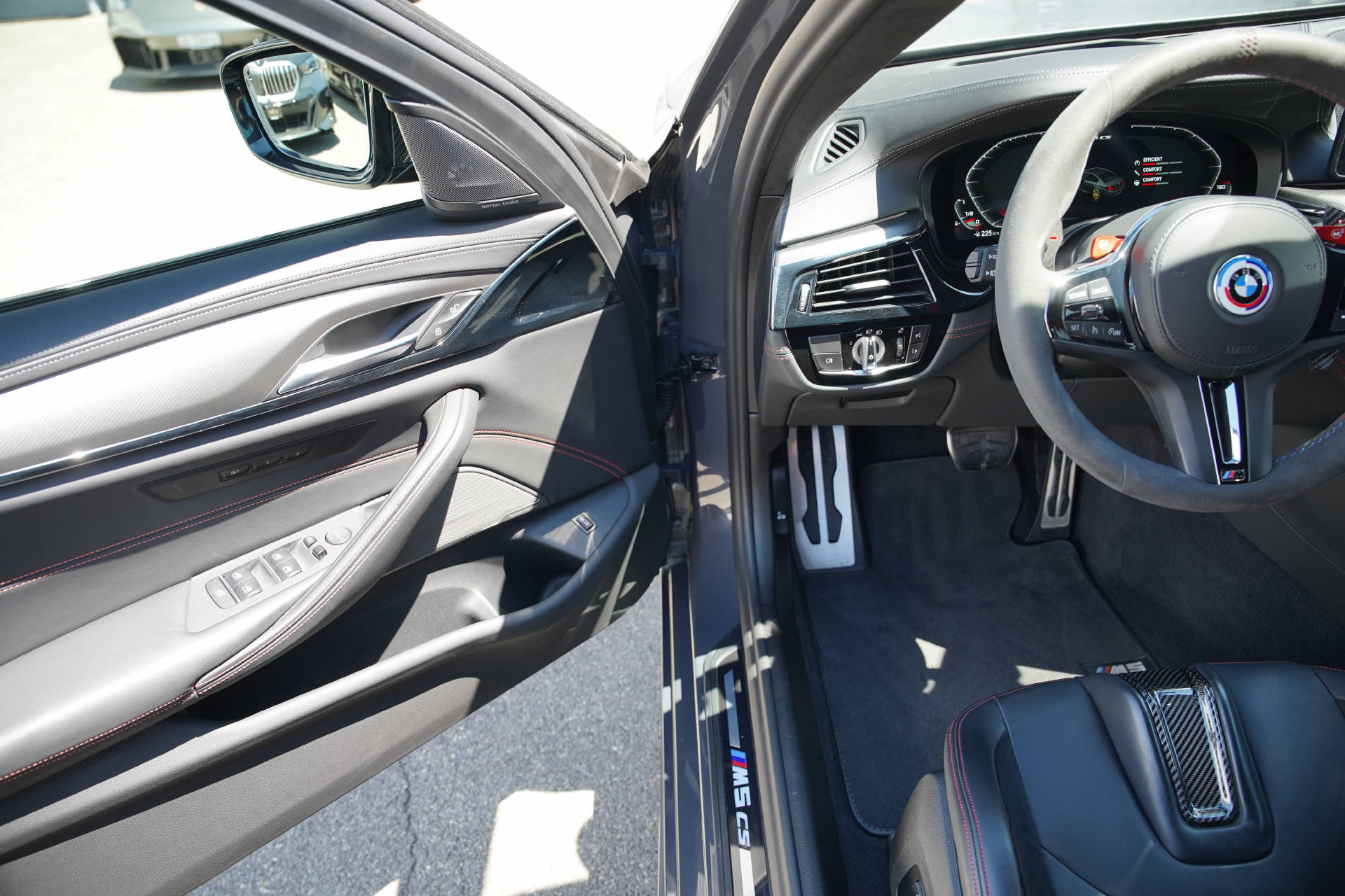 BMW M5 xDrive CS-image-8