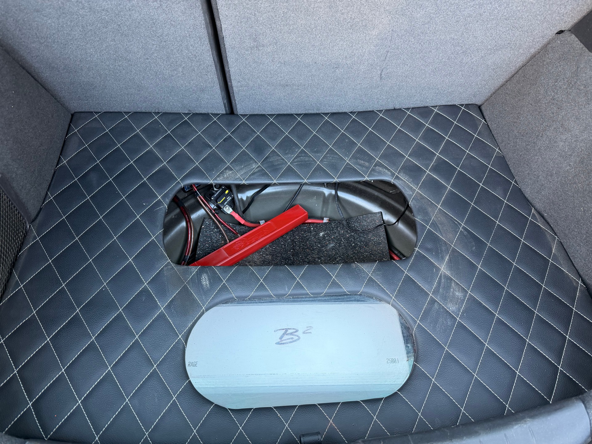 SEAT Leon 2.0 TSI Cupra R310 World Champion Edition-image-12