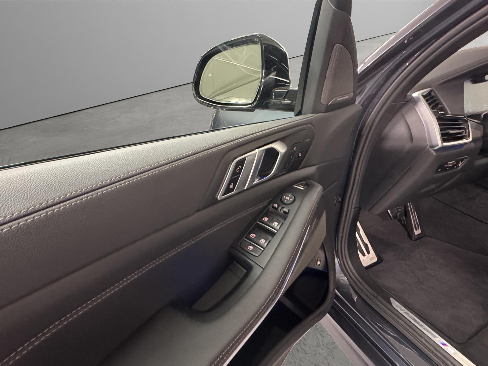 BMW X5 45e xDrive SAG-image-12