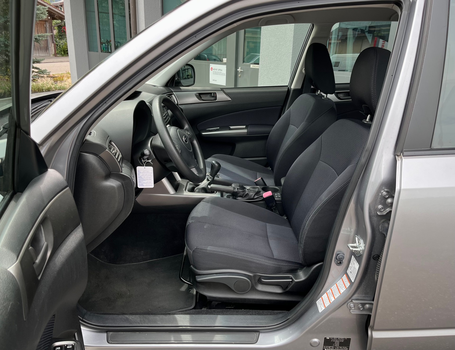SUBARU Forester 2.0X Swiss Special-image-7