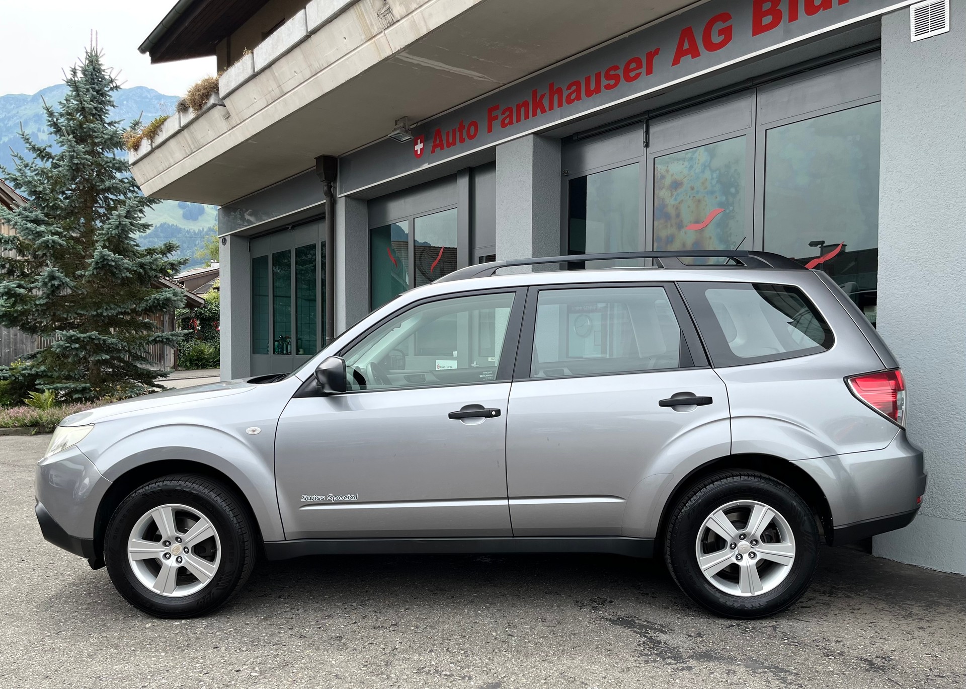 SUBARU Forester 2.0X Swiss Special-image-3