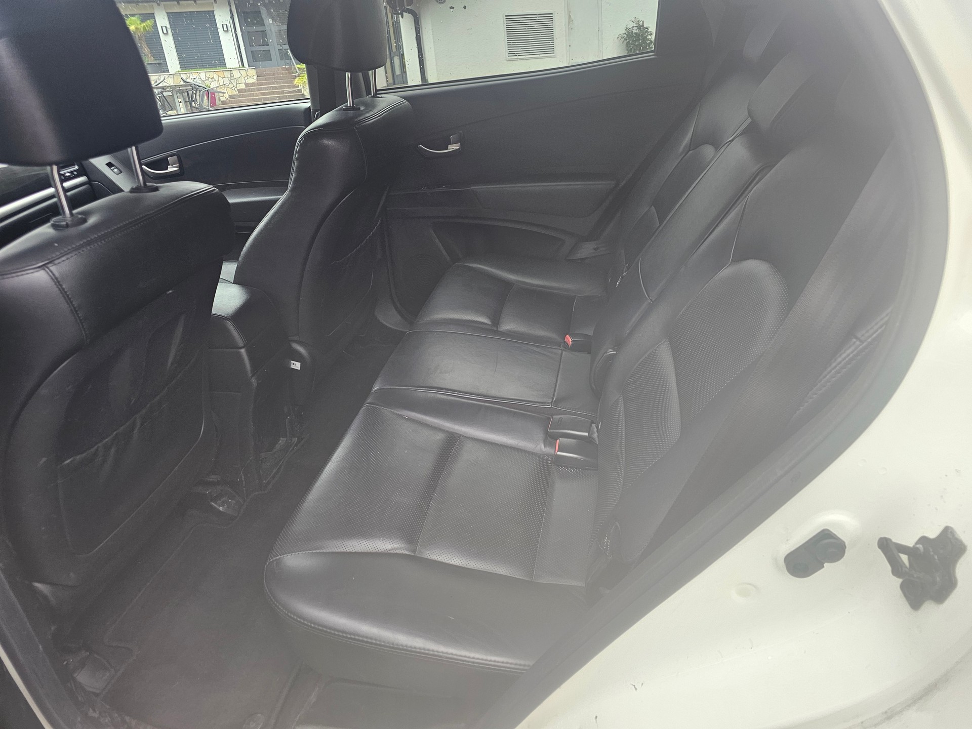 KGM-SsangYong Korando 2.0 e-XDI Sapphire 4WD-image-7