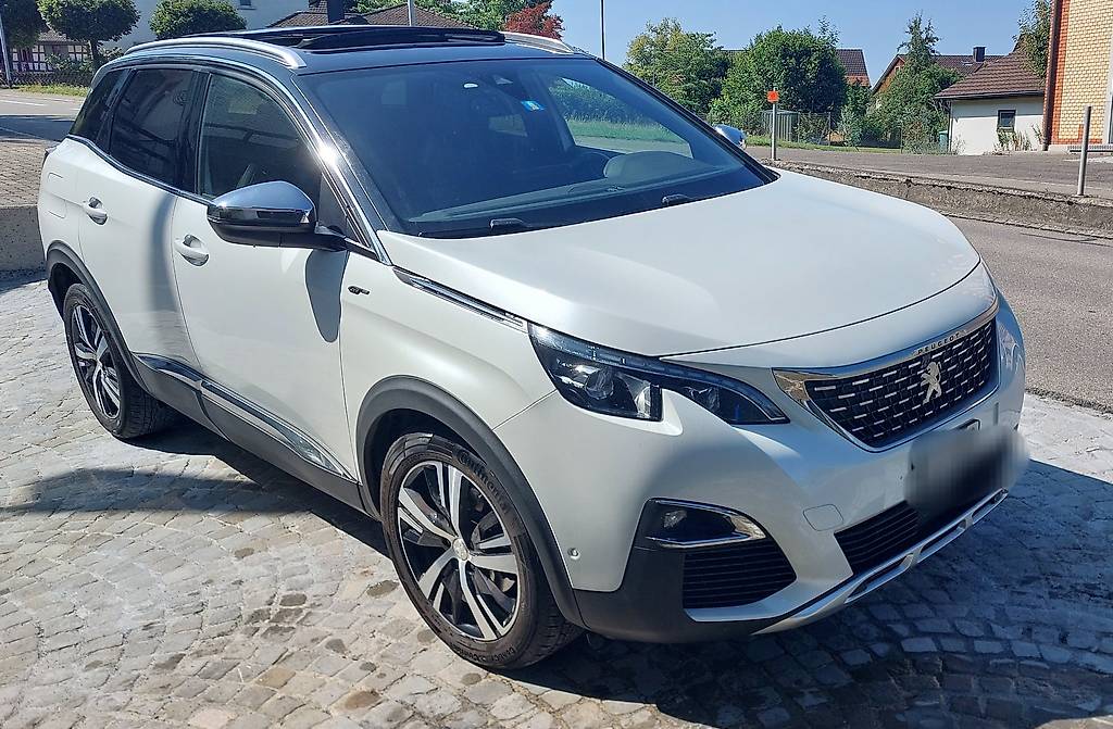 PEUGEOT 3008-image-0