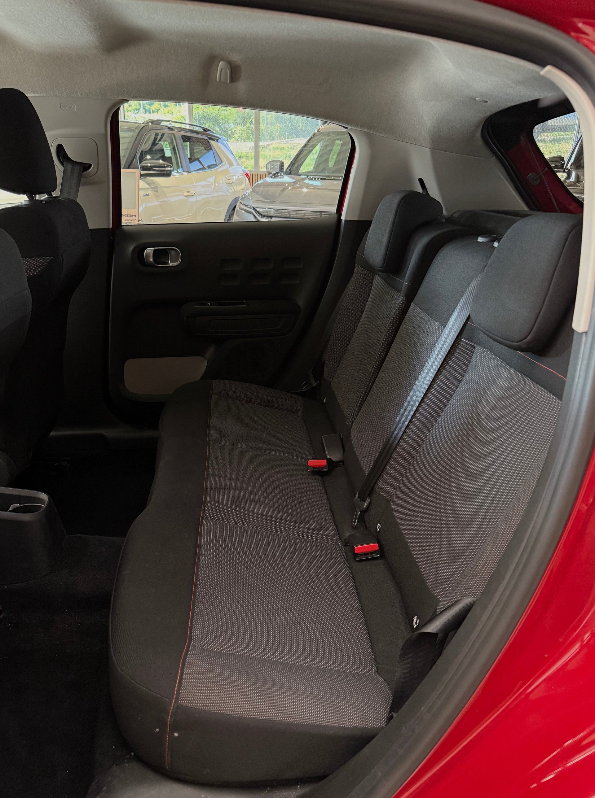 CITROEN C3 1.2i PureTech Shine-image-14