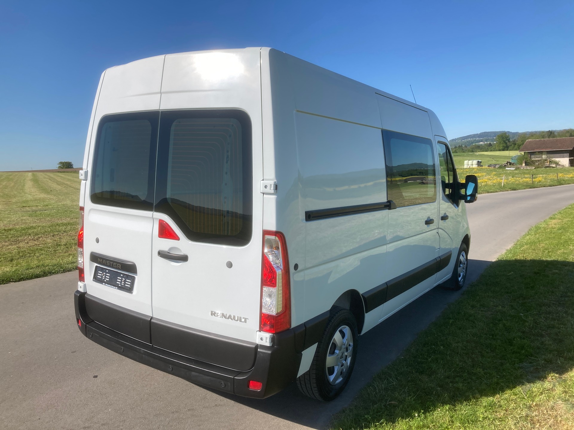 RENAULT Master T35 2.3dCi 130 L2H2-image-2