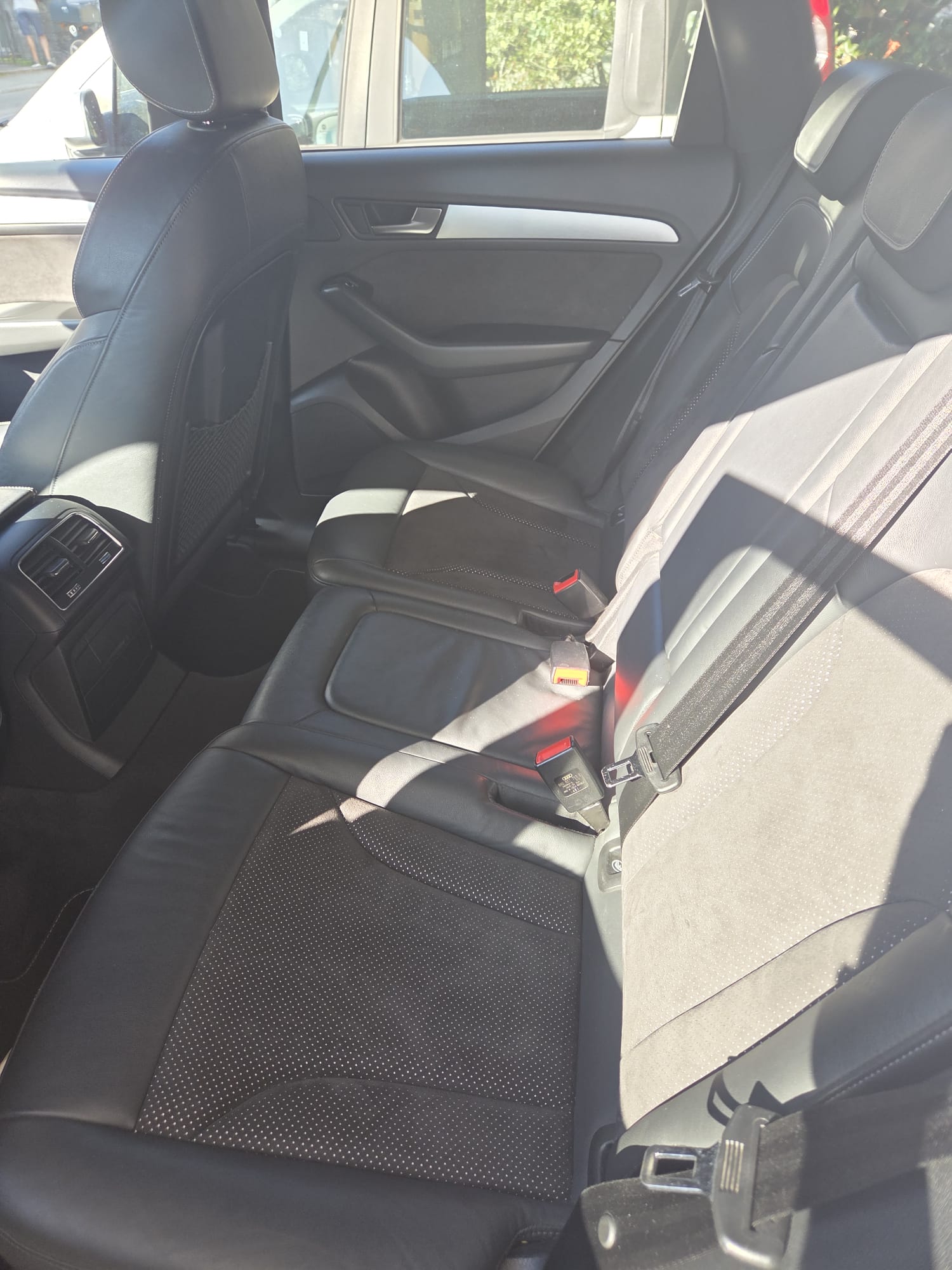 AUDI Q5 2.0 TDI quattro S-Tronic-image-5