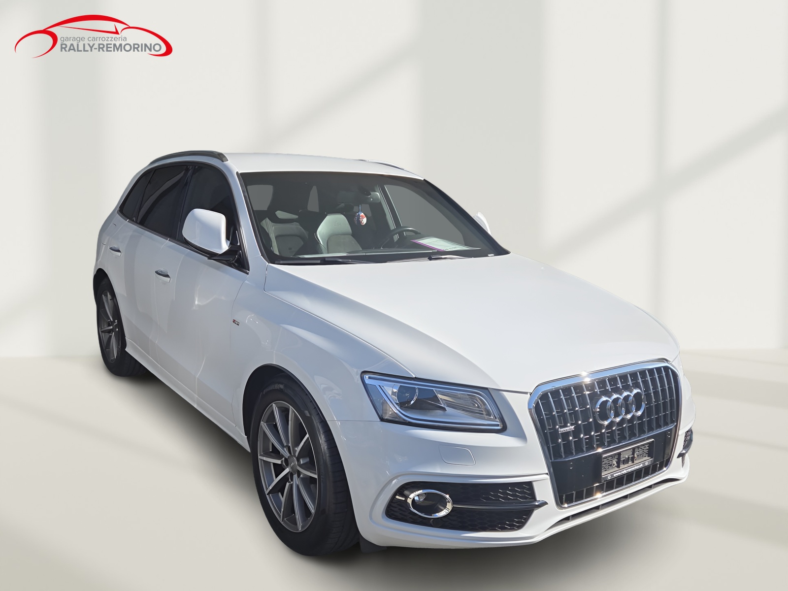 AUDI Q5 2.0 TDI quattro S-Tronic