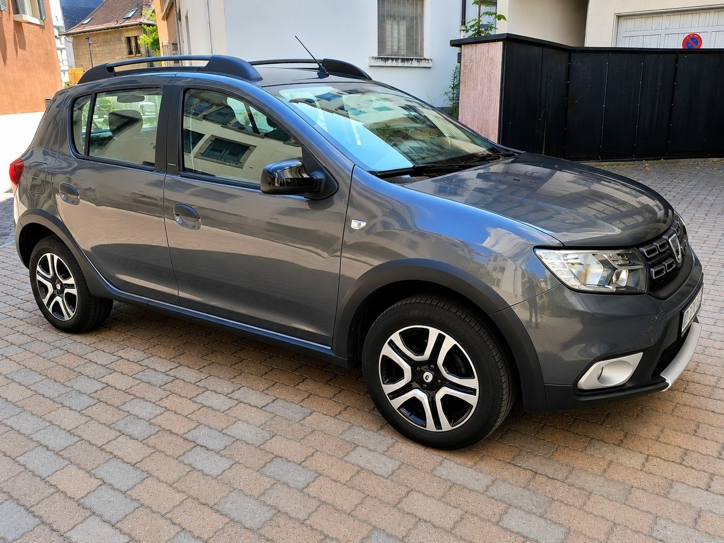 DACIA Stepway Unlimited 2-image-0