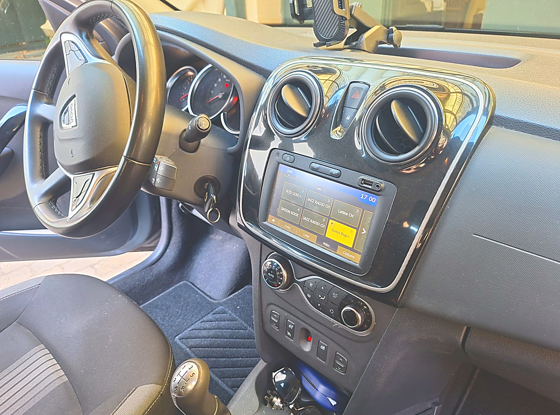 DACIA Stepway Unlimited 2-image-4