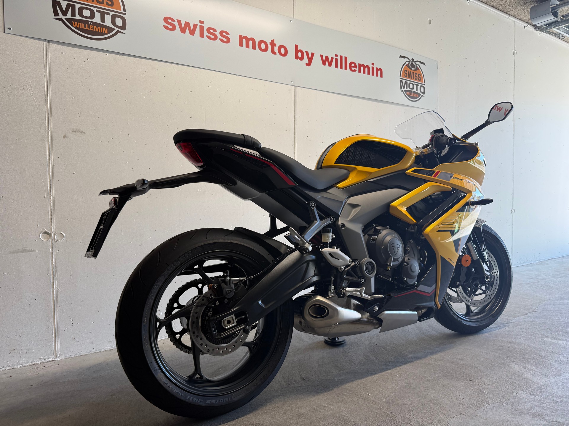 TRIUMPH Daytona 660-image-6
