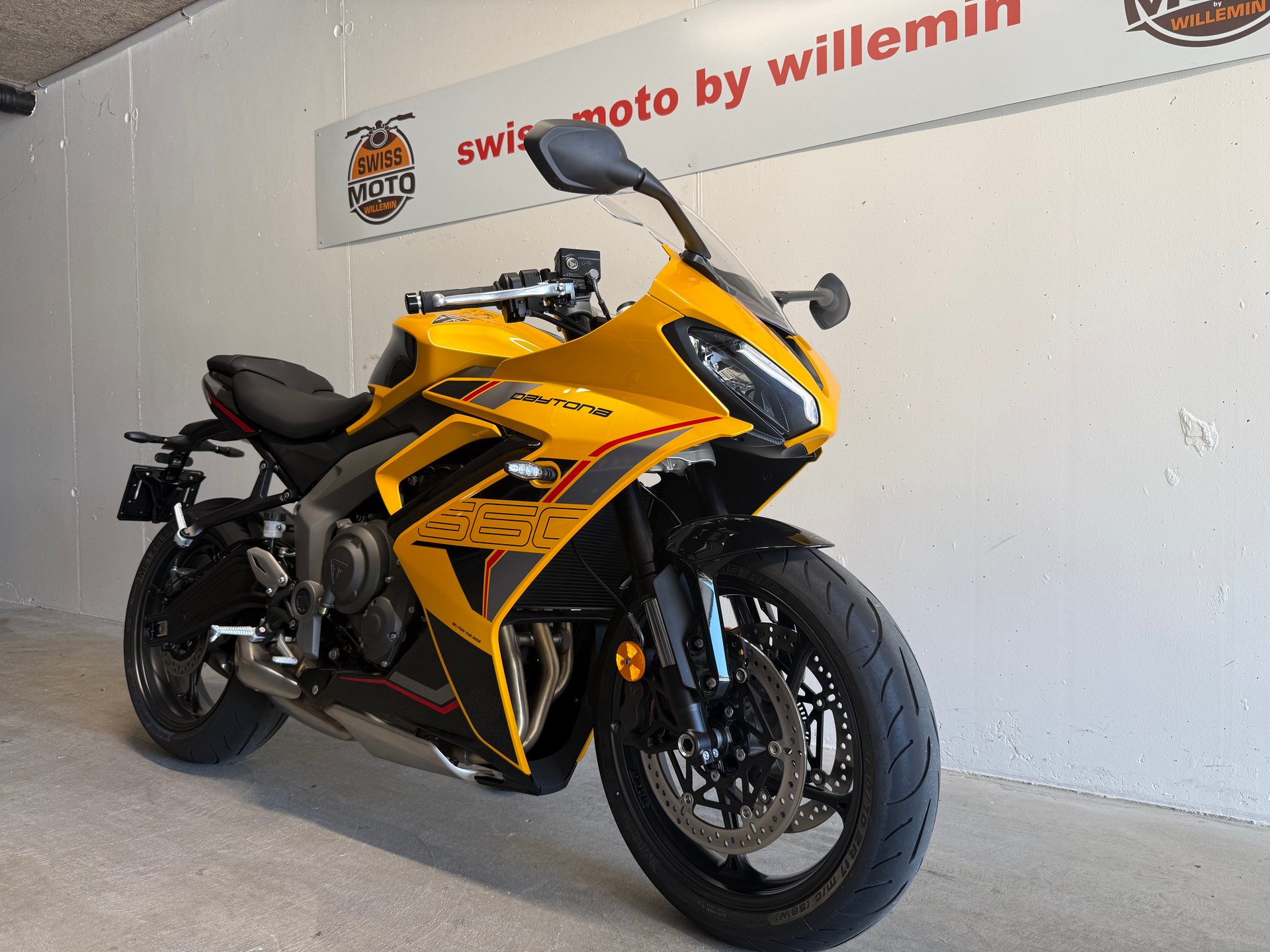 TRIUMPH Daytona 660-image-7