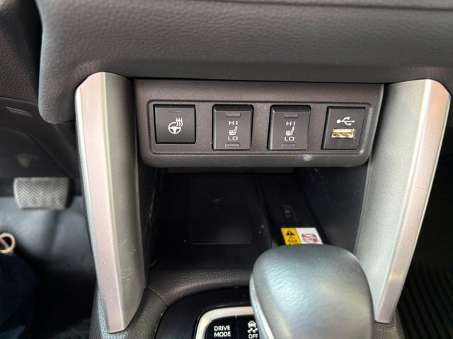 TOYOTA Corolla Cross 2.0 4WD Premium e-CVT-image-17