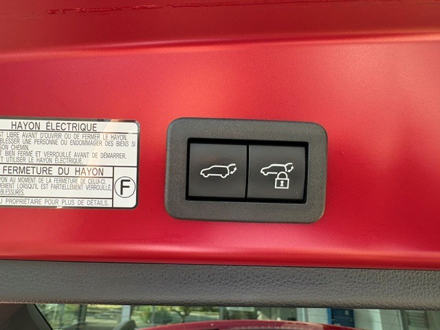TOYOTA Corolla Cross 2.0 4WD Premium e-CVT-image-7