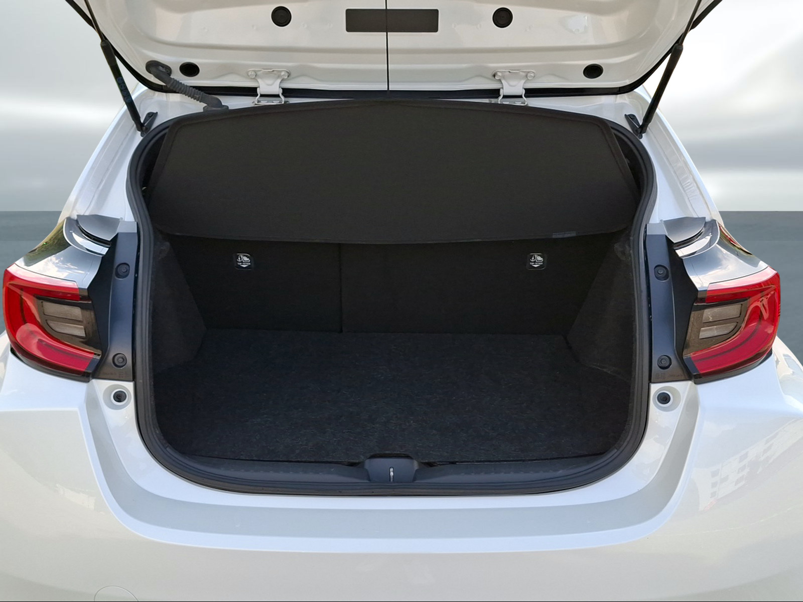 TOYOTA Yaris 1.6 GR Sport-image-12