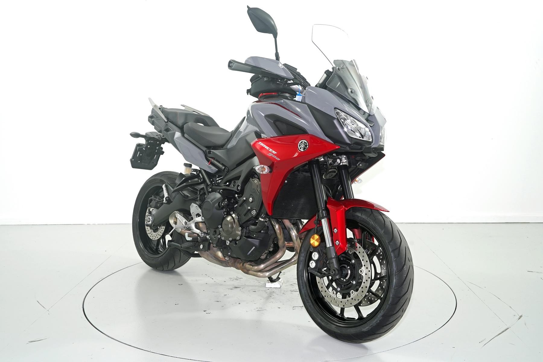 YAMAHA Tracer 900 ABS-showroom-element-1