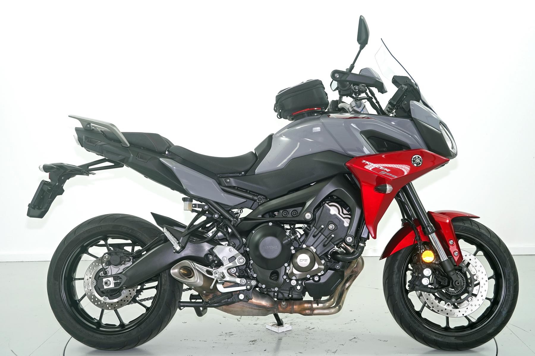 YAMAHA Tracer 900 ABS-showroom-element-3