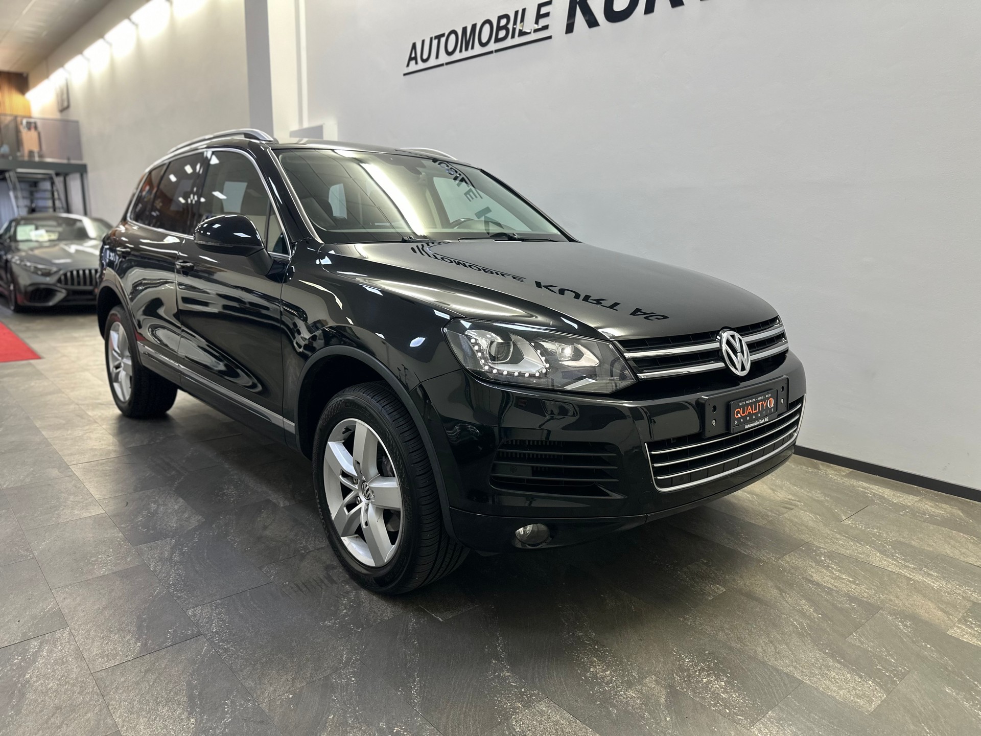 VW Touareg 3.0 TDI BlueMotion Technology Tiptronic-image-8