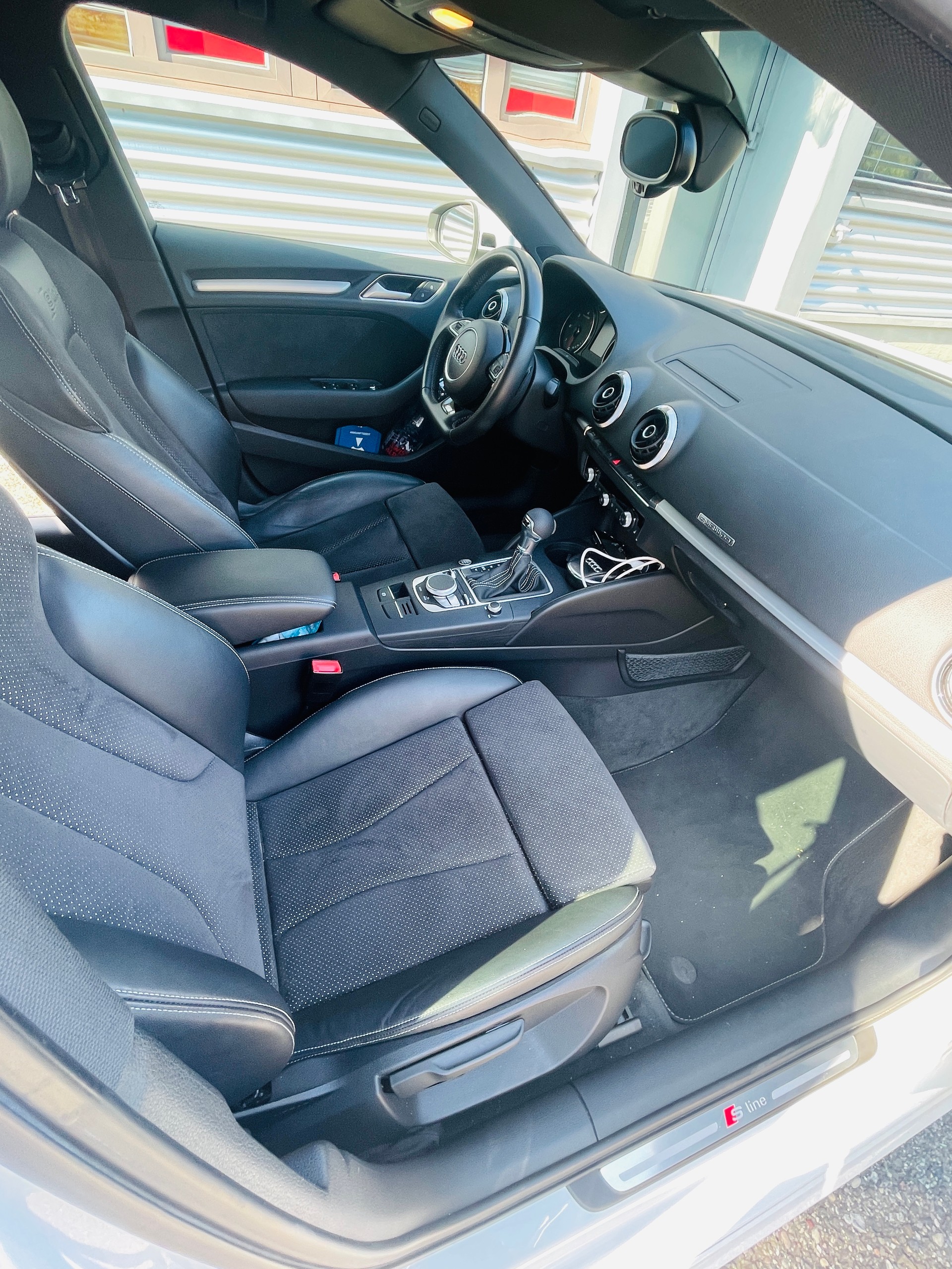 AUDI 2.0 TDI 184 Ambition qu. S-Tr.-image-4