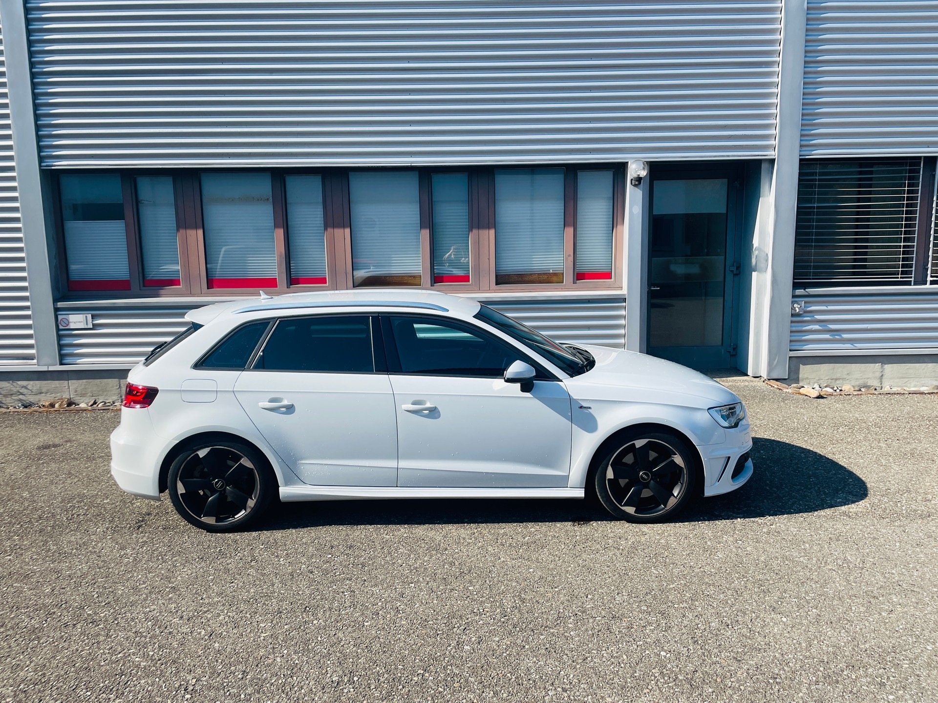 AUDI 2.0 TDI 184 Ambition qu. S-Tr.-image-2